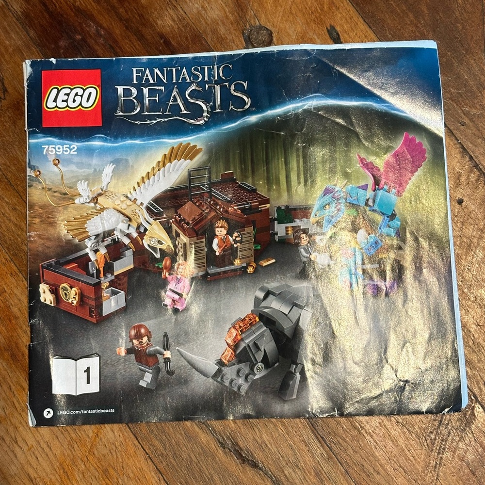 LEGO Fantastic Beasts Magical Creatures Set